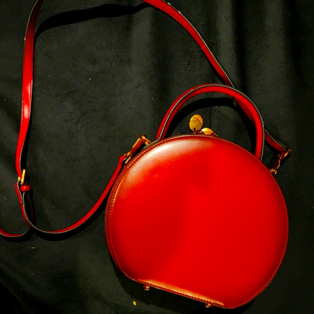 CAITIANNI stylish maroon-red leather circle purse with detachable shoulder strap